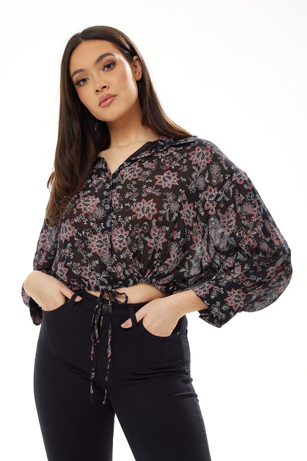 Liquorish Women's Floral Print Crop Shirt in Black - Painterly print cropped style long sleeves tie waist