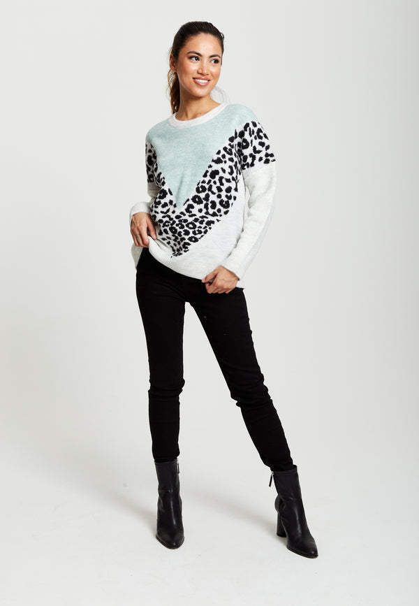 Liquorish Women's Jumper In Mint & White With Animal Print Long Sleeves Layered Design By Liquorish