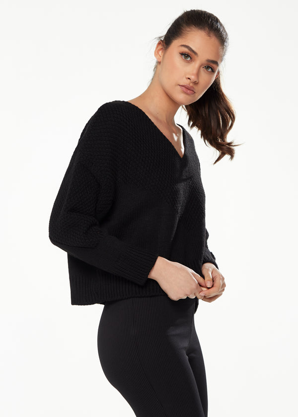 Liquorish Women's Jumper With Full-Length Sleeves In Black - Liquorish V-Neck Design For Classic Elegance And Comfort