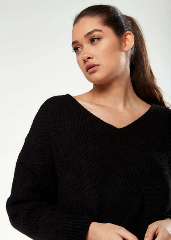 Liquorish Women's Jumper With Full-Length Sleeves In Black - Liquorish V-Neck Design For Classic Elegance And Comfort