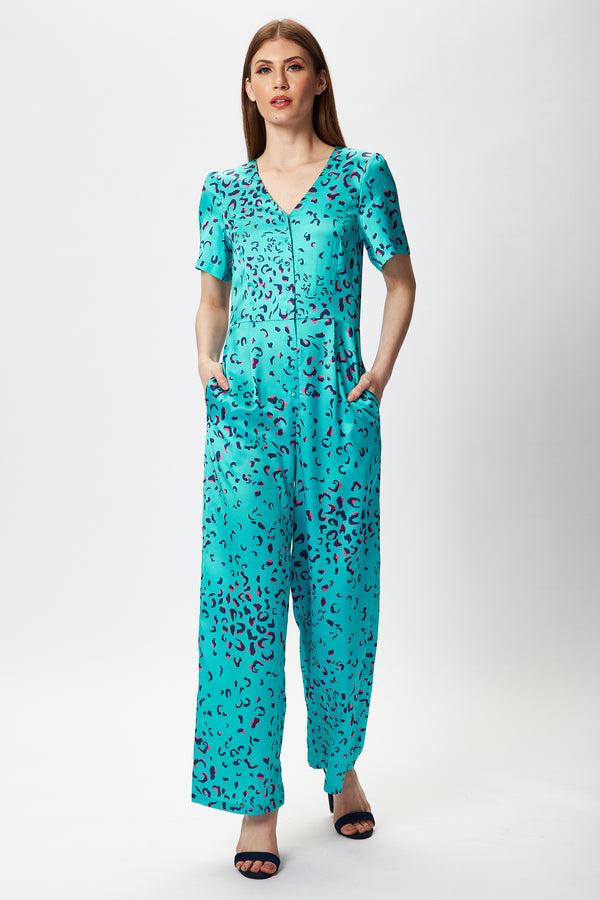 Liquorish Women's Jumpsuit In Blue Animal Print With Short Sleeves V Neck And Wide Legs By Liquorish