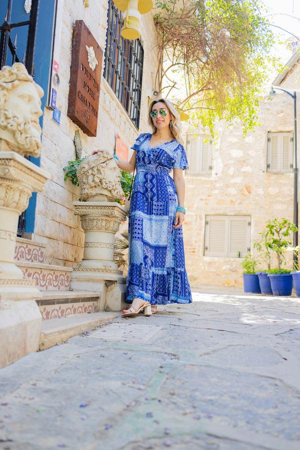 Liquorish Women's Maxi Dress In Blue Tile Print With Short Sleeves And Open Back Tie Detail - Liquorish