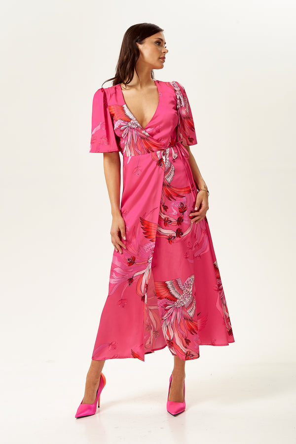 Liquorish Women's Maxi Dress In Fuchsia Floral With Short Sleeves And Tie Waist - Liquorish