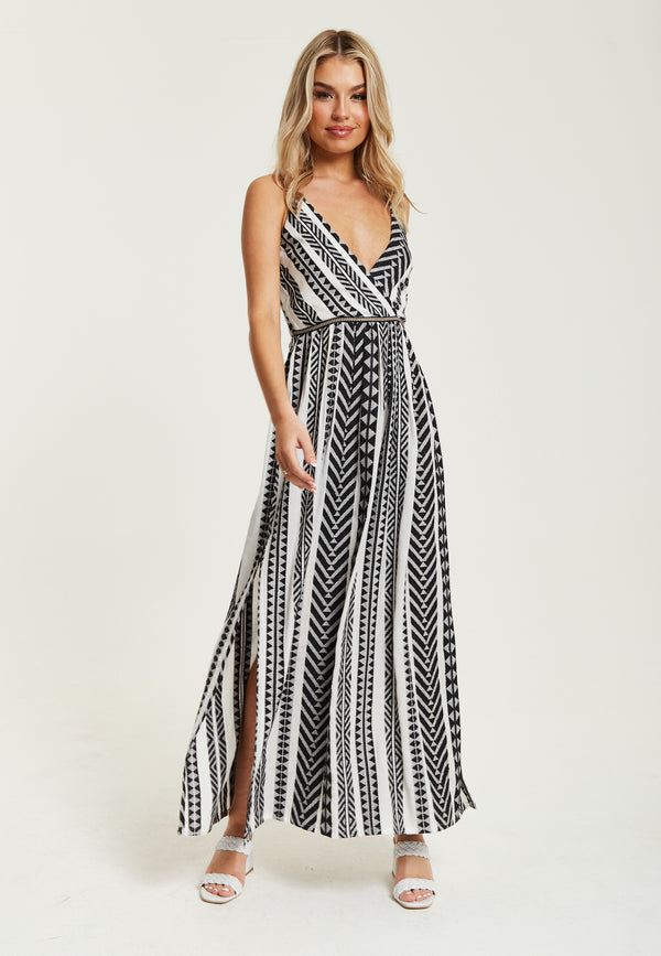 Liquorish Women's Maxi Dress In White And Black With Sleeveless Design - Liquorish