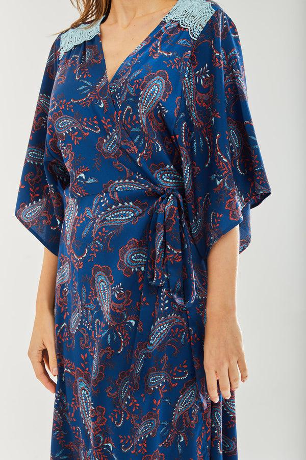 Liquorish Women's Maxi Dress With Kimono Sleeves And Blue Lace Details In Navy Floral Print - Liquorish