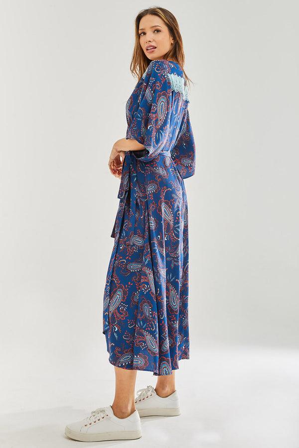Liquorish Women's Maxi Dress With Kimono Sleeves And Blue Lace Details In Navy Floral Print - Liquorish