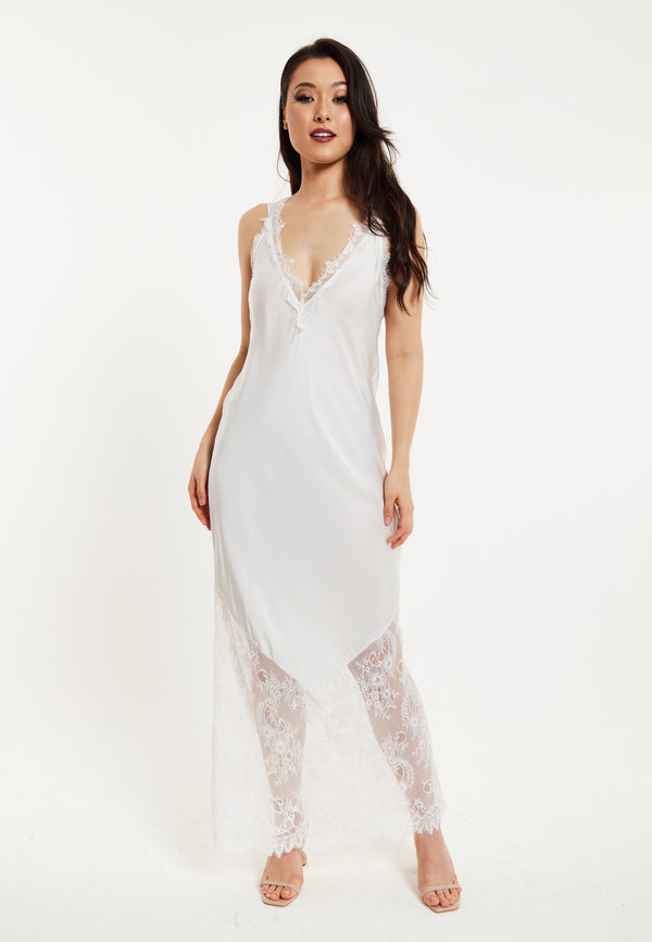 Liquorish Women's Maxi Dress with Lace Detail Deep V-Neck Flowing Sleeves in White - Liquorish