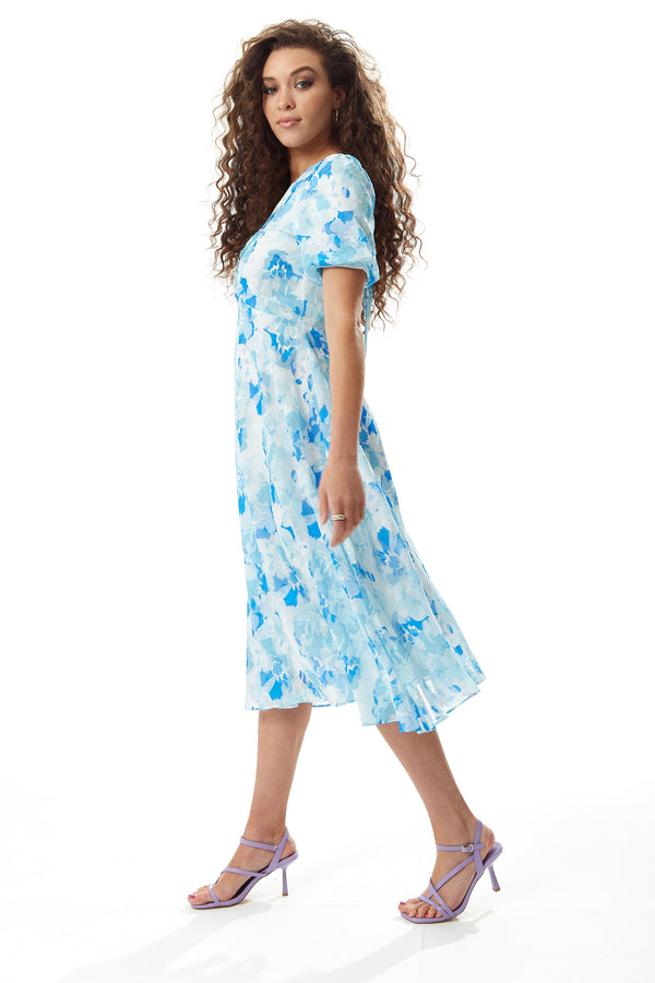 Liquorish Women's Midi Dress In Blue Floral With Short Sleeves - Regular Fit V Neck Style By Liquorish