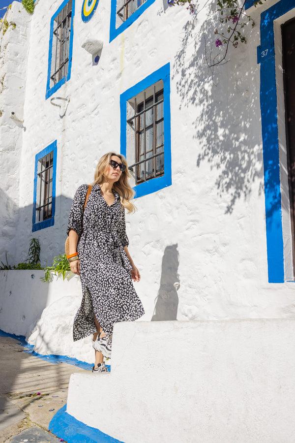 Liquorish Women's Midi Dress In Leopard Print With Roll-Up Sleeves - Stylish Button Through Design By Liquorish