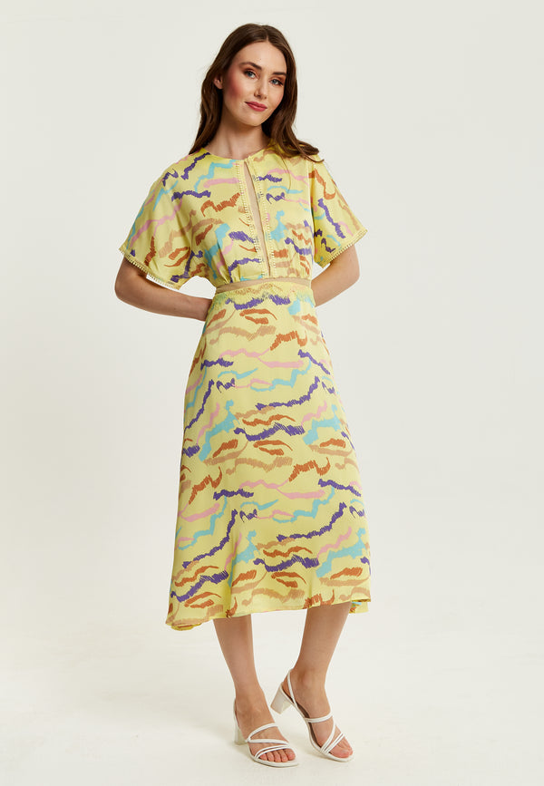 Liquorish Women's Midi Dress In Yellow With Kimono Sleeves And Abstract Zebra Print - Liquorish