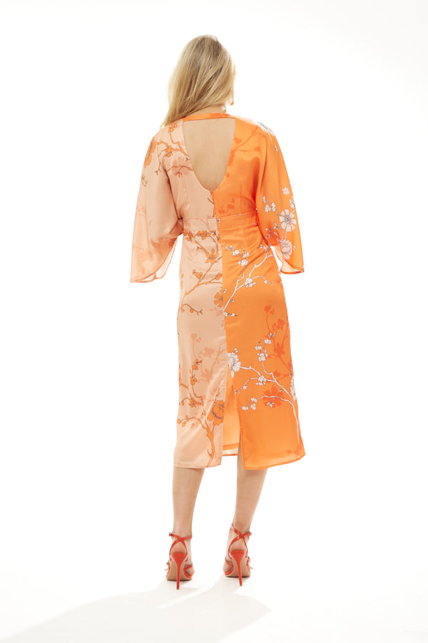 Liquorish Women's Midi Dress With Long Kimono Sleeves In Orange Oriental Print - Liquorish