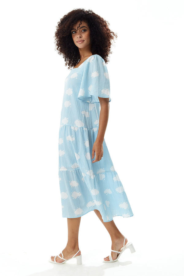Liquorish Women's Midi Dress With Short Sleeves And Cloud Print In Blue By Liquorish