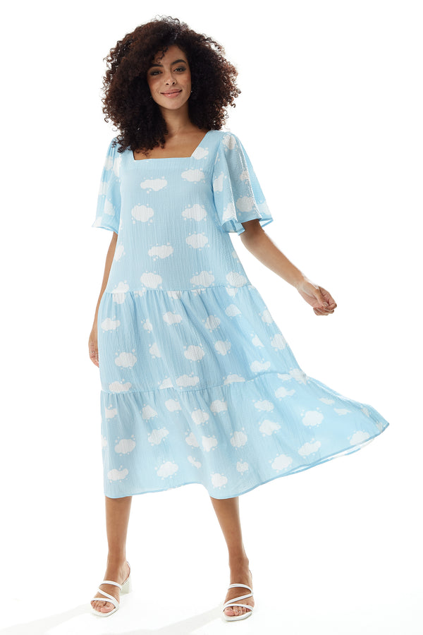 Liquorish Women's Midi Dress with Short Sleeves and Cloud Print in Blue by Liquorish