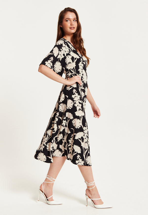 Liquorish Women's Midi Wrap Dress In Floral Print With Kimono Sleeves - V Neck Tie Waist Adjustable Fit - Liquorish