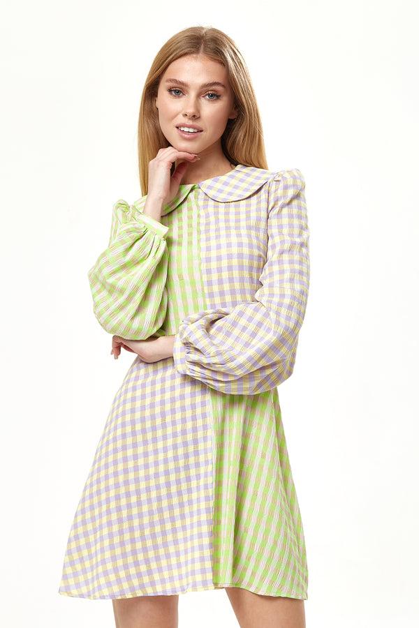 Liquorish Women's Mini Dress In Green Check With Long Sleeves And Collar - Stylish Elegance By Liquorish