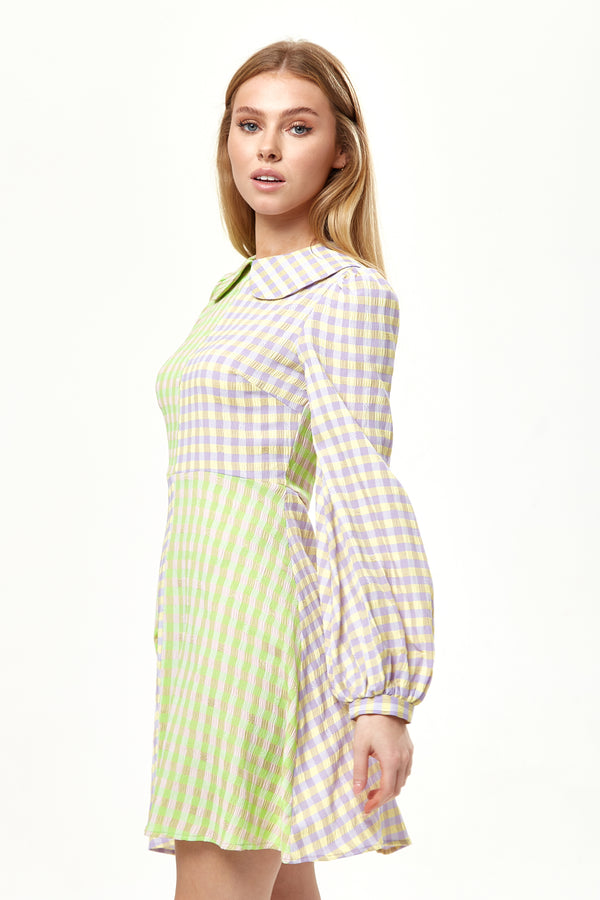 Liquorish Women's Mini Dress In Green Check With Long Sleeves And Collar - Stylish Elegance By Liquorish