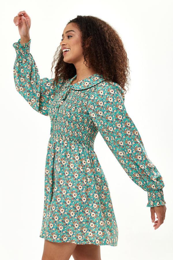 Liquorish Women’s Mini Dress With Balloon Sleeves In Green Featuring Peter Pan Collar - Liquorish