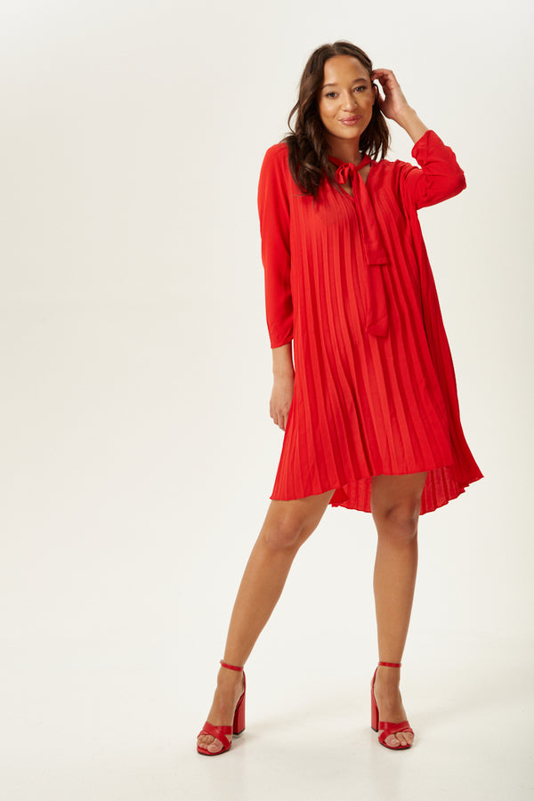 Liquorish Women’s Mini Dress With Ruched Sleeves Pleated Design And Front Tie Detail In Bold Red