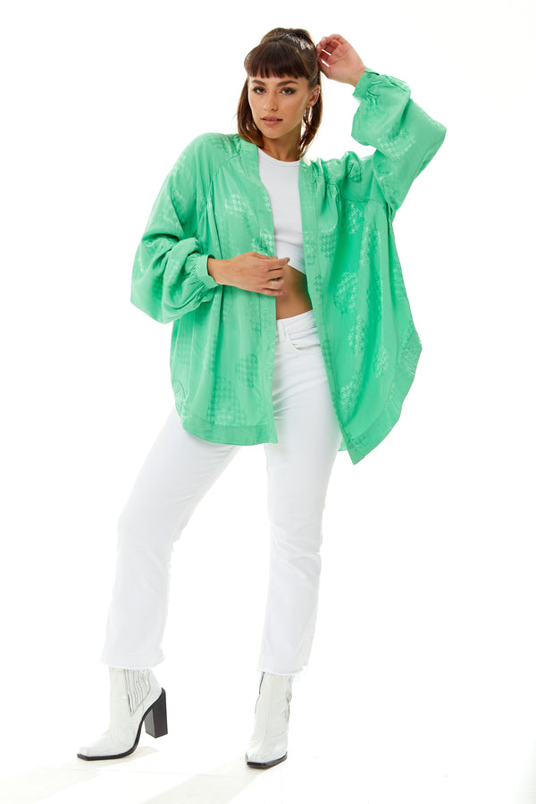 Liquorish Women's Oversized Long Sleeve Green Jacquard Kimono With Open Front Design And Elegant Texture For Effortless Style