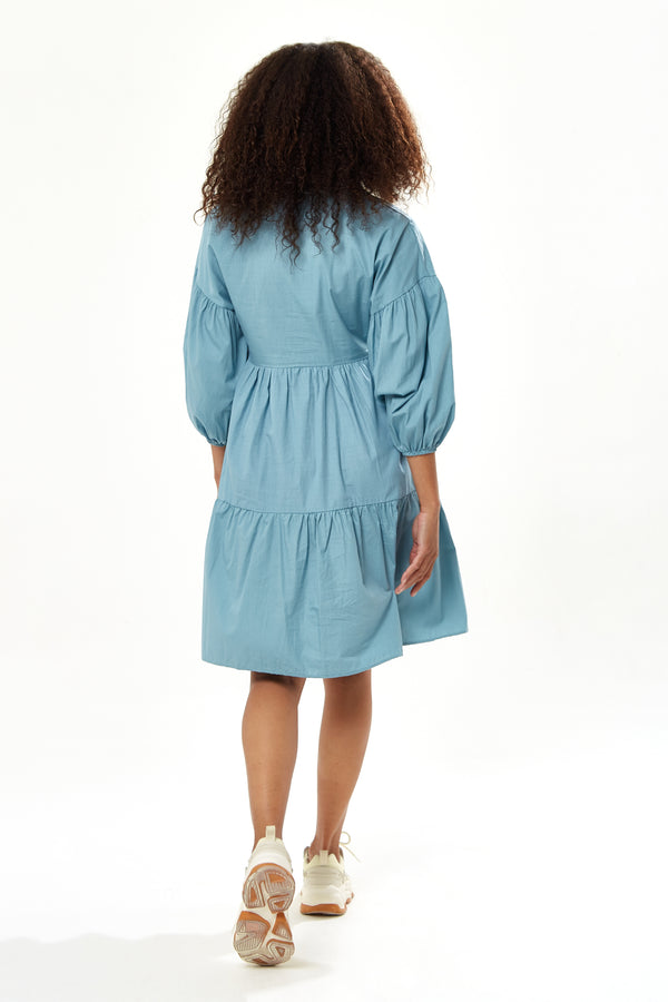 Liquorish Women's Oversized Midi Shirt Dress Blue Button-Up Front 3/4 Sleeve Chic Collar