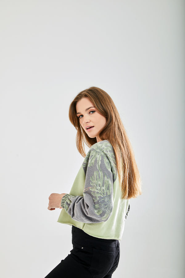 Liquorish Women's Printed Raglan Sleeve Crop Sweat - Long Sleeves Elasticated Cuffs Regular Fit Available In UK Sizes 8-12