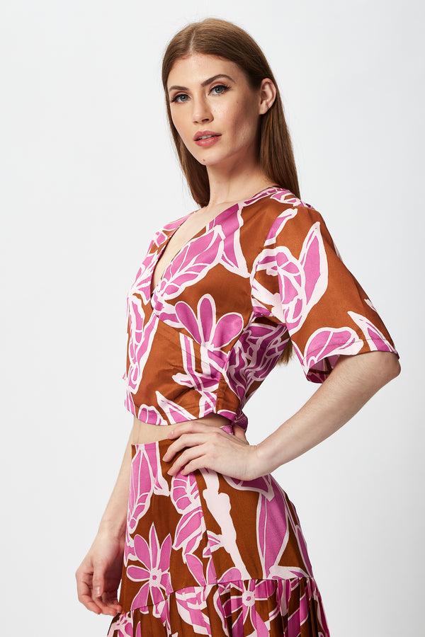 Liquorish Women's Purple Floral Short Sleeve Top With Crossover Front And V Neck - Regular Fit True To Size 100% Polyester