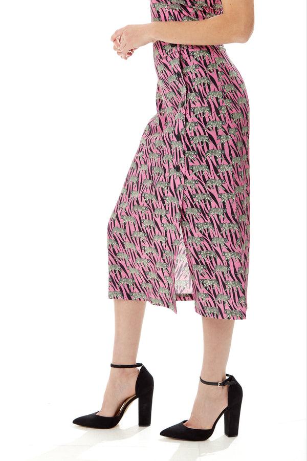 Liquorish Women's Purple Midi Skirt With Mixed Animal Print Front Buttons Side Slit - Liquorish
