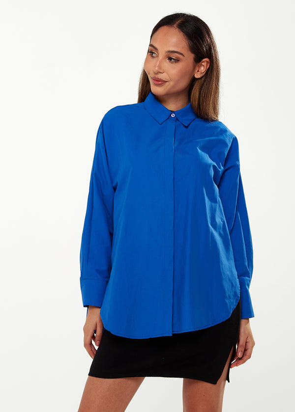 Liquorish Women’s Shirt in Blue with Point Collar Button Placket Loose Fit and Cuffs – Perfect for Any Occasion