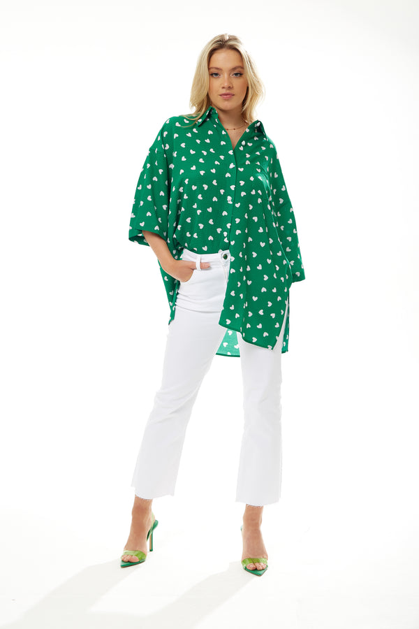Liquorish Women's White Heart Print Shirt in Green - Short sleeves oversized fit heart-shaped buttons button-up front collar