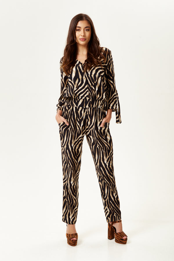 Liquorish Women's Zebra Print Jumpsuit With 3/4 Sleeves V Neck Elasticated Waist Regular Fit - Liquorish