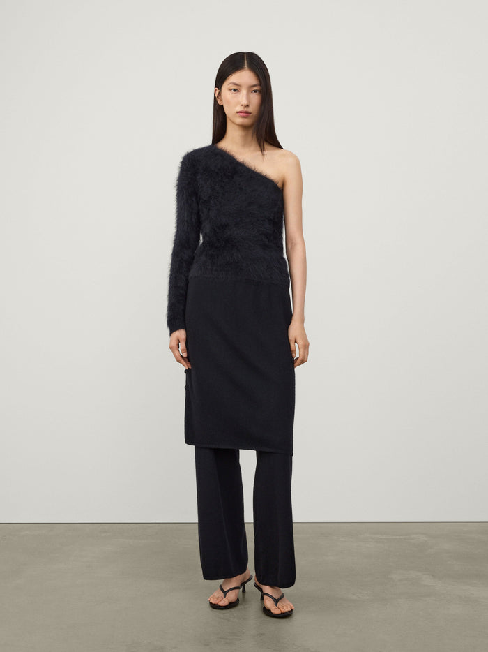 lisa yang The Dae Top