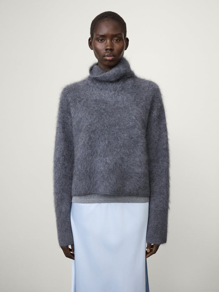 lisa yang The Floren Sweater