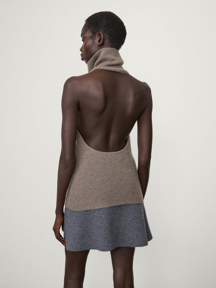 lisa yang The Maddie Top