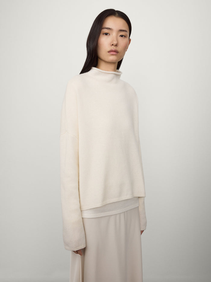 lisa yang The Sandy Sweater