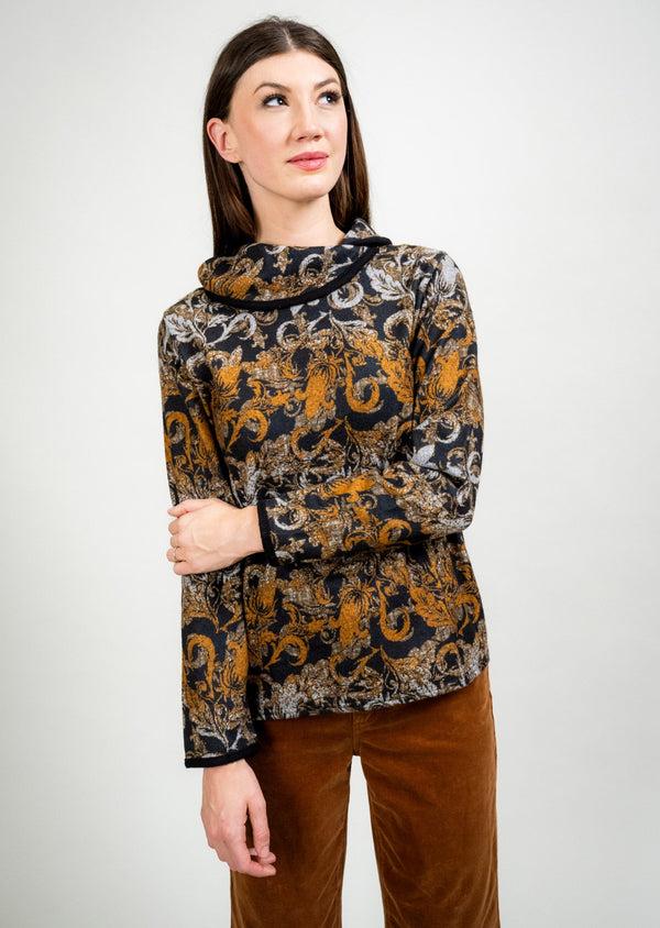 Lisette L CONTRAST TRIM FOLDOVER COLLAR OMBRE JAQUARD PRINT SWEATER Choose An Option