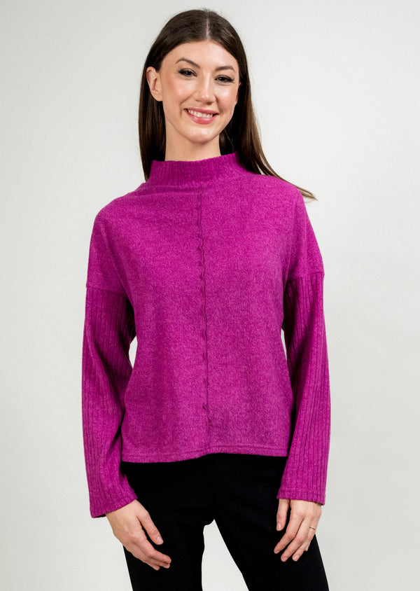 lisette l RIB DETAIL SHORTER SWEATER Choose an option