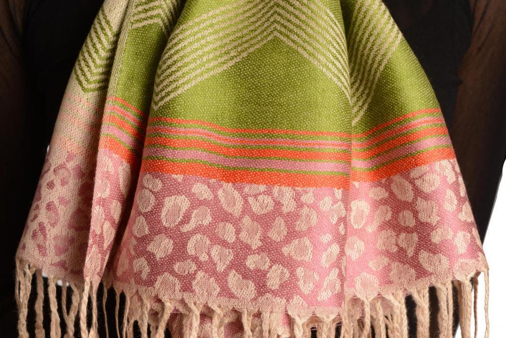 Liss Kiss Assimetrical Ornaments On Soft Pink Pashmina With Tassels - Scarf