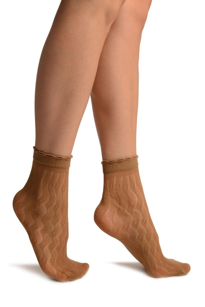 liss kiss Beige Crochet Waves Lace Top Ankle High Socks - Socks