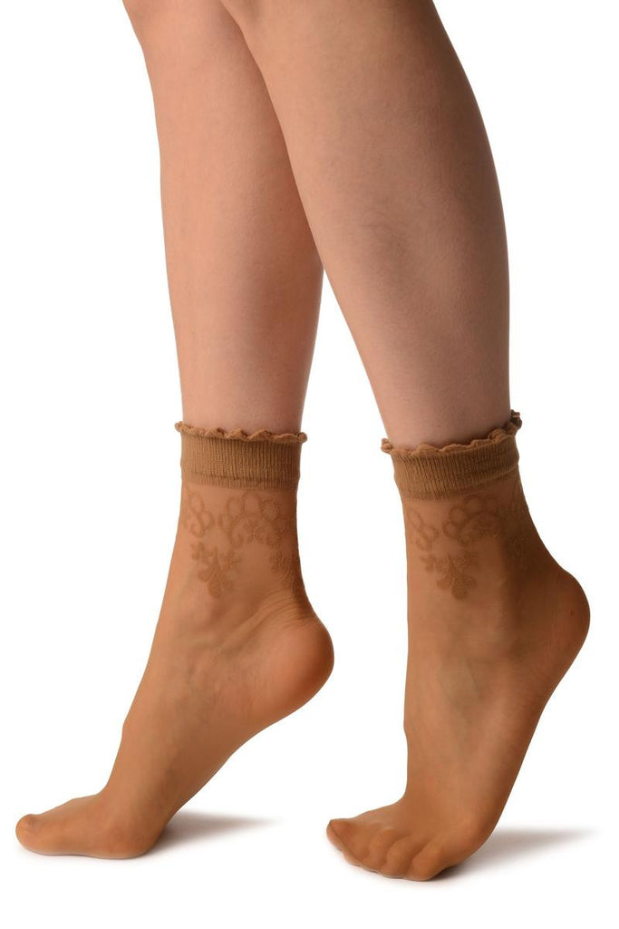 Liss Kiss Beige With Large Woven Flowers Top Ankle High Socks - Socks