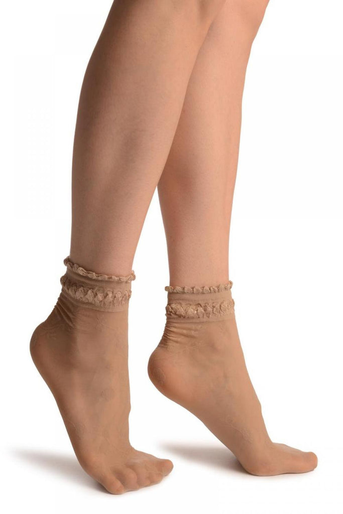 liss kiss Beige With Roses And Silky Comfort Top Ankle High Socks - Socks