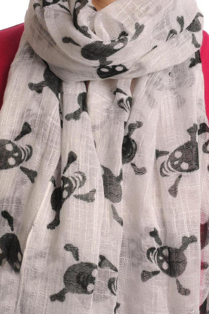 Liss Kiss Black Crossbones On White With Tassels - Scarf
