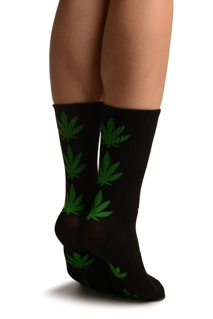 Liss Kiss Black With Green Leaves Ankle High Socks - Socks