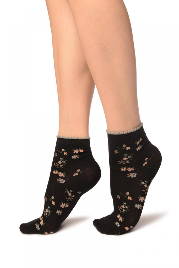 Liss Kiss Black With Summer Flowers Ankle High Socks - Socks