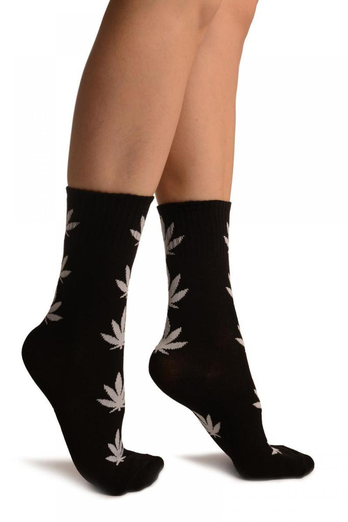 Liss Kiss Black With White Leaves Ankle High Socks - Socks