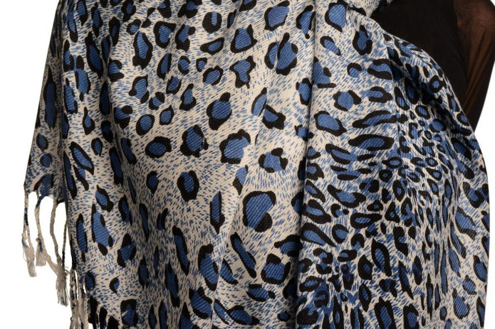 Liss Kiss Blue Diagonal Leopard On White Pashmina Feel With Tassels - Scarf