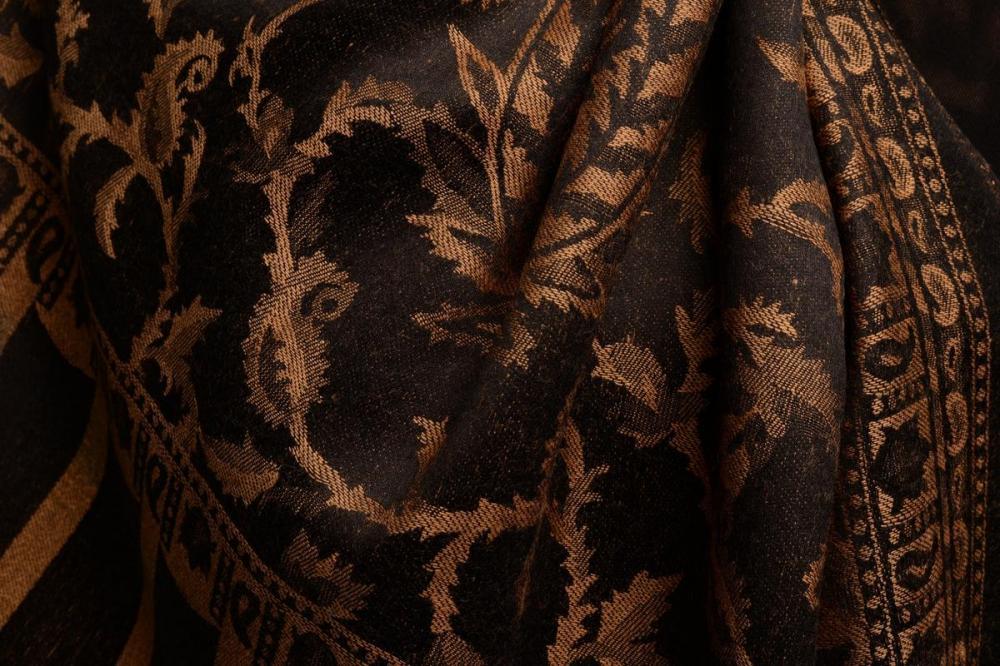 Liss Kiss Brown Large Paisley On Black Pashmina Feel - Scarf