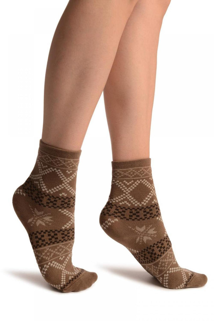 Liss Kiss Brown With Nordic Pattern Ankle High Socks - Socks