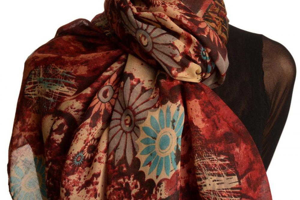 Liss Kiss Burgundy With Large Rustic Daisy Scarf - Scarf