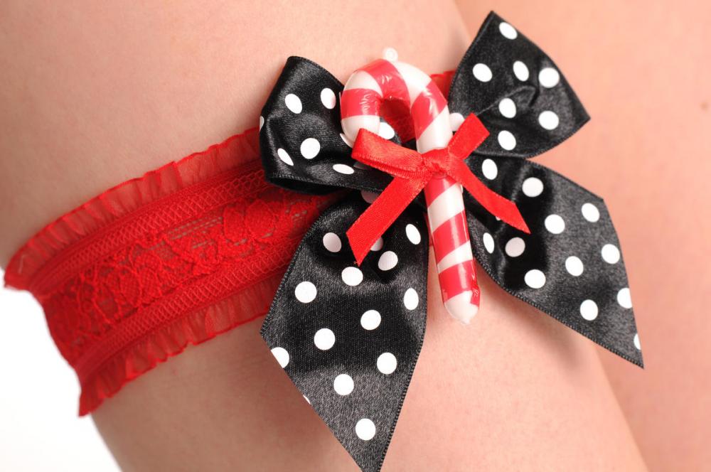 Liss Kiss Christmas Red Garter With Black Satin Bow & Stick Candy - Garter