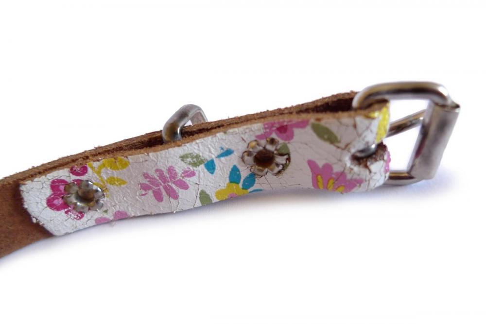 Liss Kiss Colourful Daisies On White Real Leather Rustic Look Women Belt - Belt